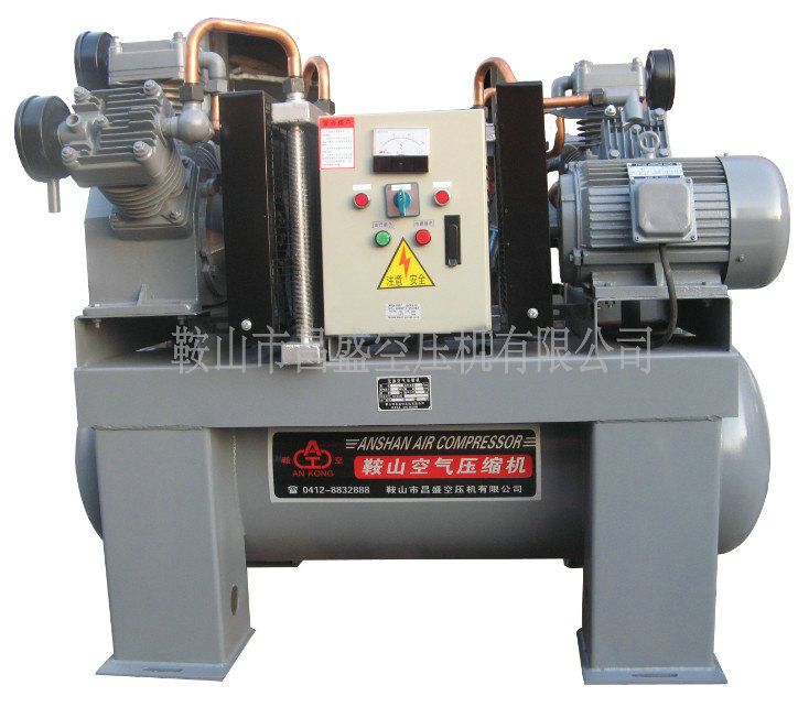小型無(wú)油空壓機(jī)